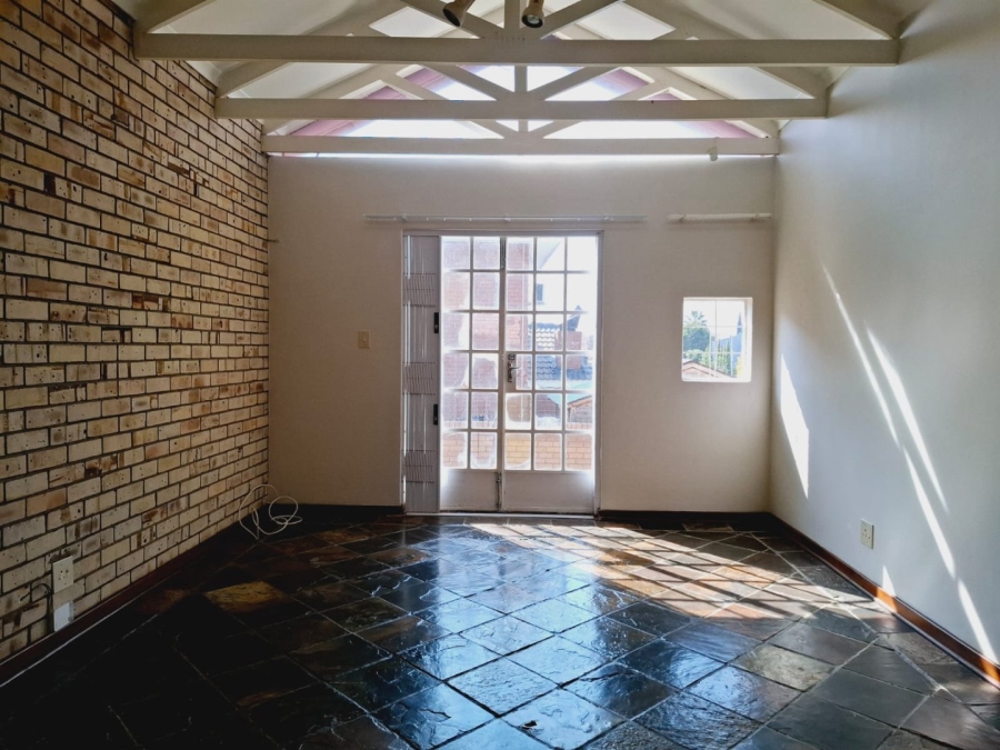 2 Bedroom Property for Sale in Pentagon Park Free State